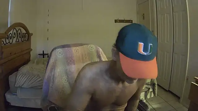 nakeedcowboi65 live sex cam