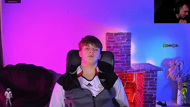 travis_wolf_ live sex cam