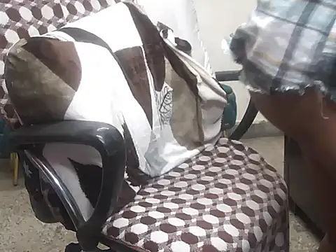 Royal_BhabhiSc's cam snapshot