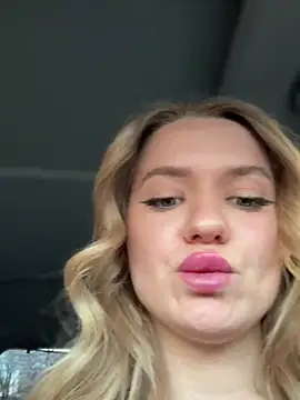 Devill_Angel_'s cam snapshot