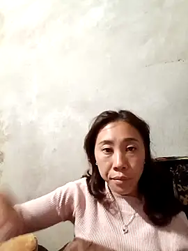 StainedStudy's cam snapshot