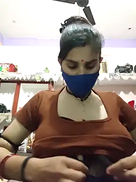 Maahi-Queen live sex cam