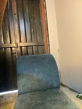 ZiziCampbell_'s cam snapshot