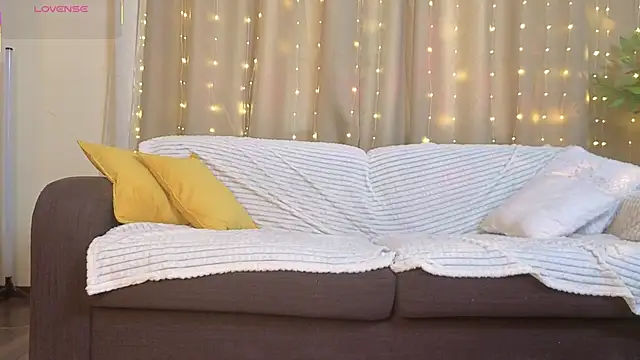 LatinaHuguenin's cam snapshot