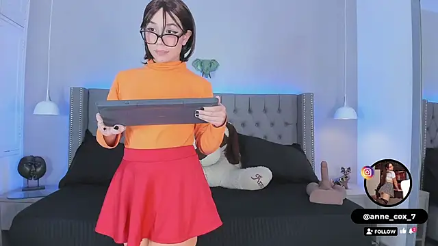 Anne_cox's cam snapshot