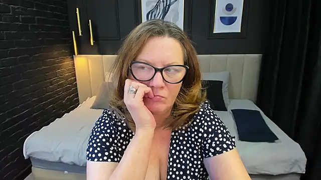 LeaPure's cam snapshot