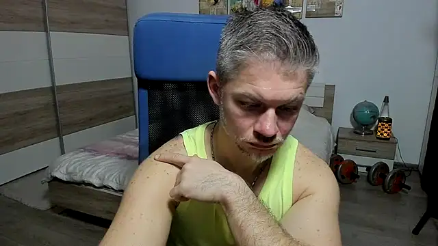 RobbyShawz live sex cam