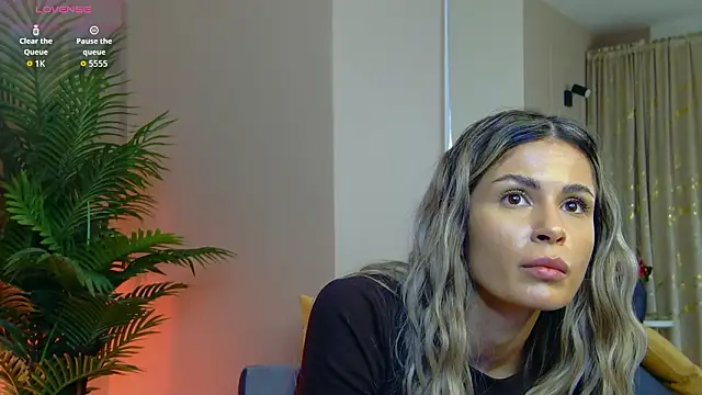 Avril_Cyrus live sex cam