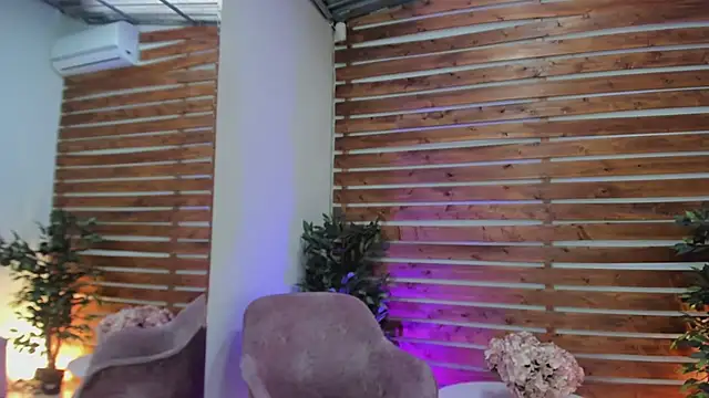 _MeganRain live sex cam