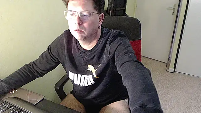 blueandwhite1 live sex cam