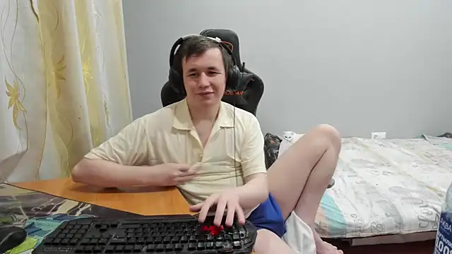 iliaskrislove live sex cam