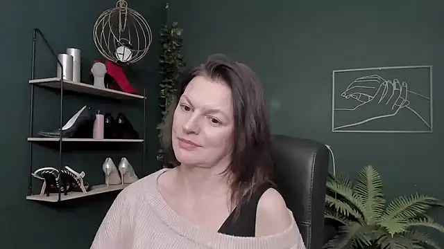 VivianWILD's cam snapshot