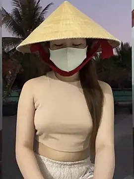 BabyThree_'s cam snapshot