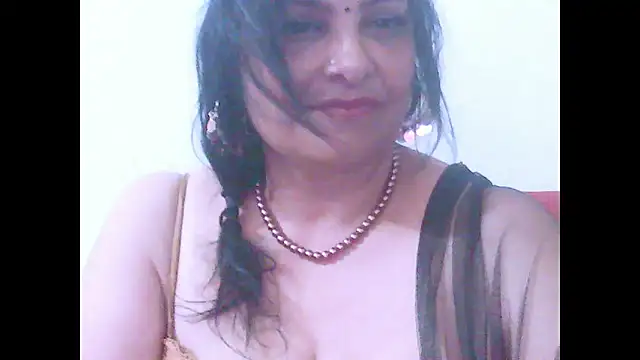 Indiansweetness77's cam snapshot