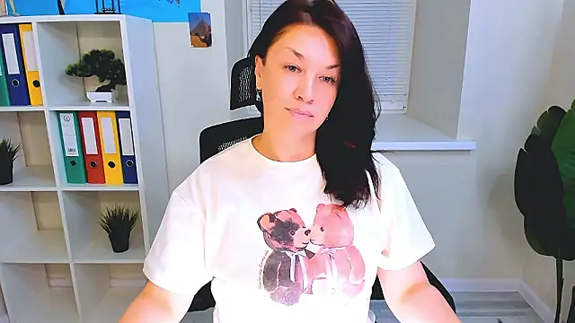 AnaMills's cam snapshot