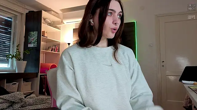 Alisa_Dfm live sex cam