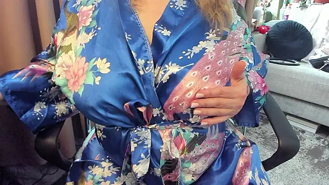 _Alyssia_'s cam snapshot