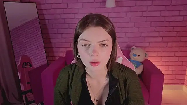 Ellya_me's cam snapshot