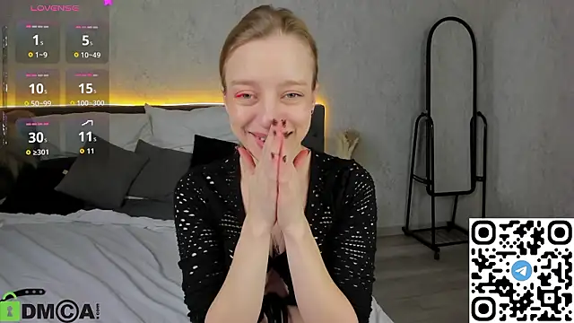 Michelle_Blond's cam snapshot