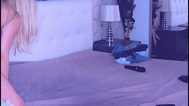 MaryMatiss's cam snapshot