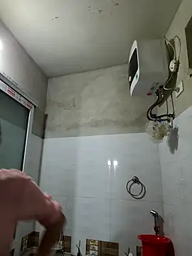 Basanis68's cam snapshot