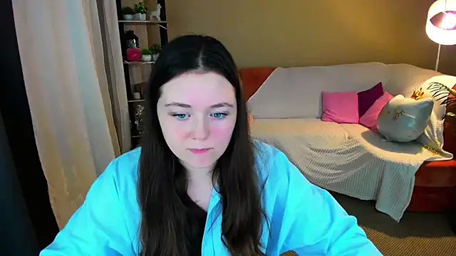 AlluringLookk's cam snapshot