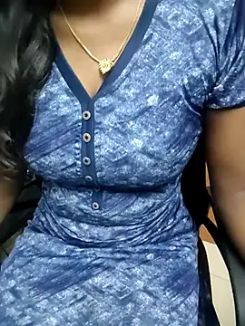 Tamilmallu-duskygirl03's cam snapshot