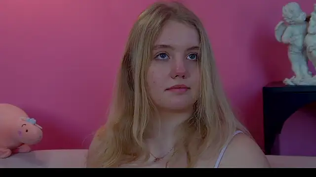 EmilyEvanse's cam snapshot