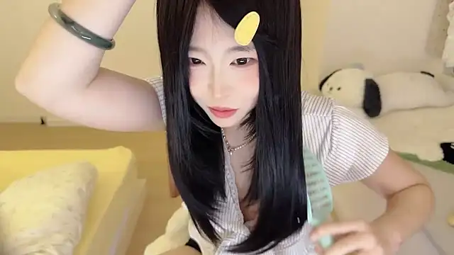 Onefiona's cam snapshot