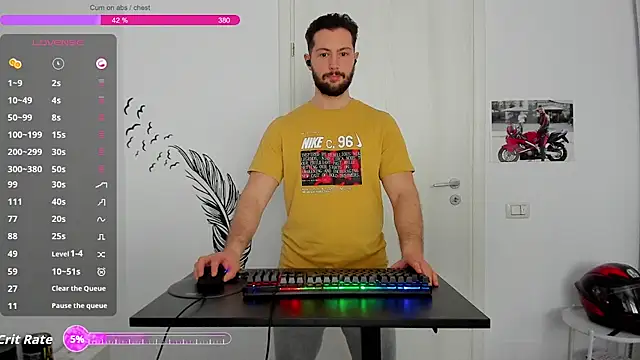 ZackFraser live sex cam