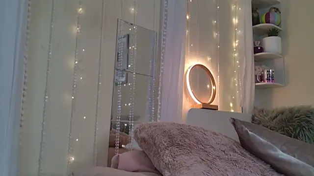 KatBigBum's cam snapshot