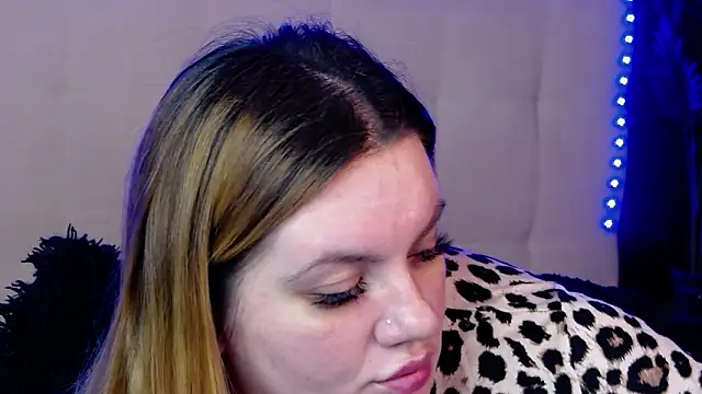 MelanieBrownn's cam snapshot