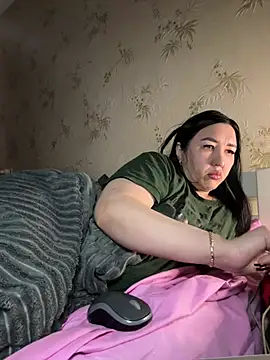 Naughtbaby_2025's cam snapshot