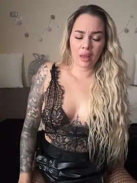 sexybatwomen33 live sex cam