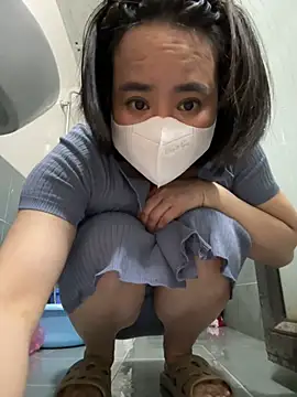 May-Squirt live sex cam