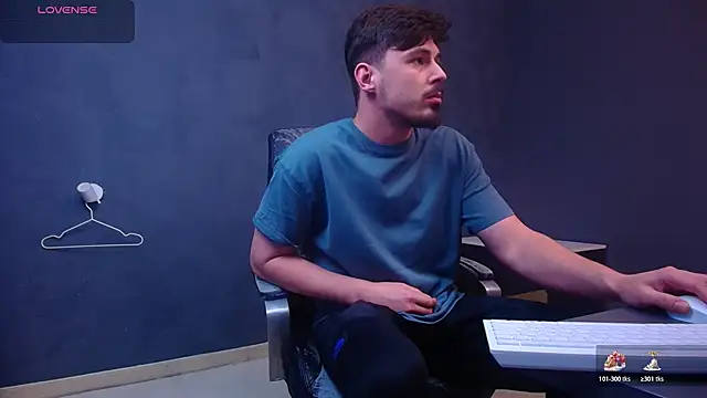 EnzoRace's cam snapshot