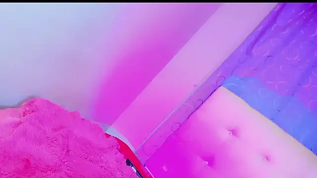 Zamira_love_xx's cam snapshot