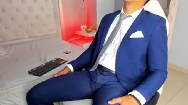 Lucii_fer_ live sex cam