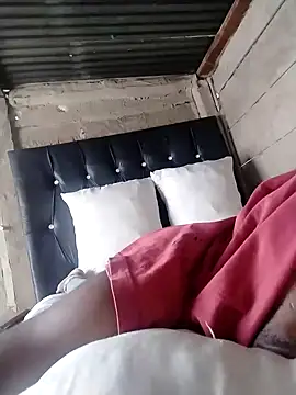 Redvodakcruz live sex cam