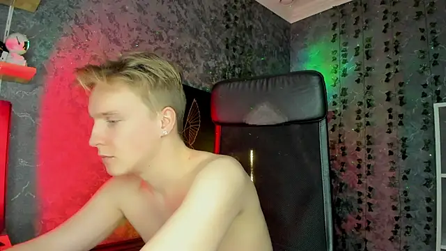 AlexxSweet live sex cam