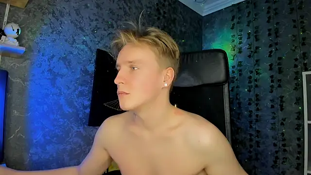 AlexxSweet live sex cam