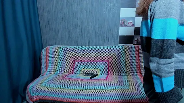 pa1e_pr1ncess's cam snapshot