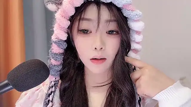 smalldaisy's cam snapshot