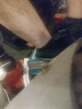 ROBERT0516 live sex cam