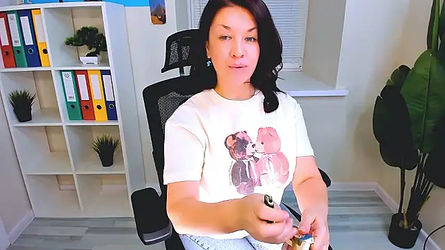 AnaMills's cam snapshot