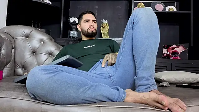 matteosantos live sex cam