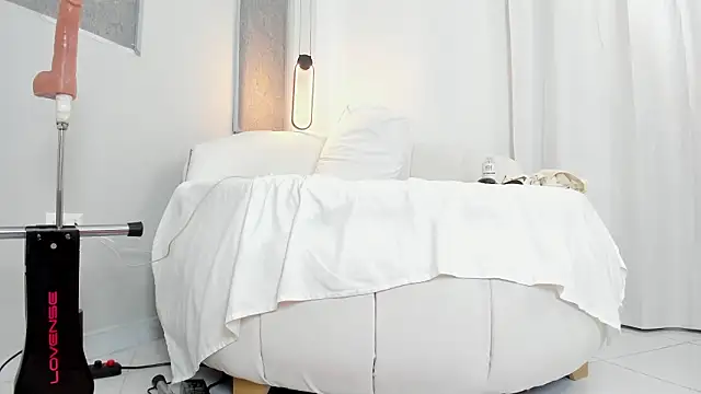 lannarusso_'s cam snapshot