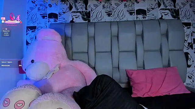 LucyRosse's cam snapshot