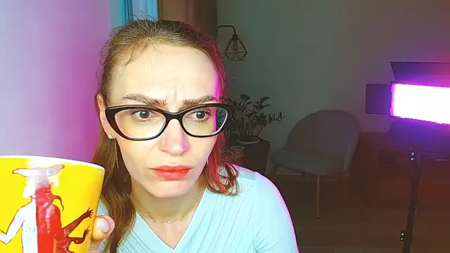 Lady_Sunshine_'s cam snapshot