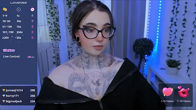 Dixi_Pixi_'s cam snapshot